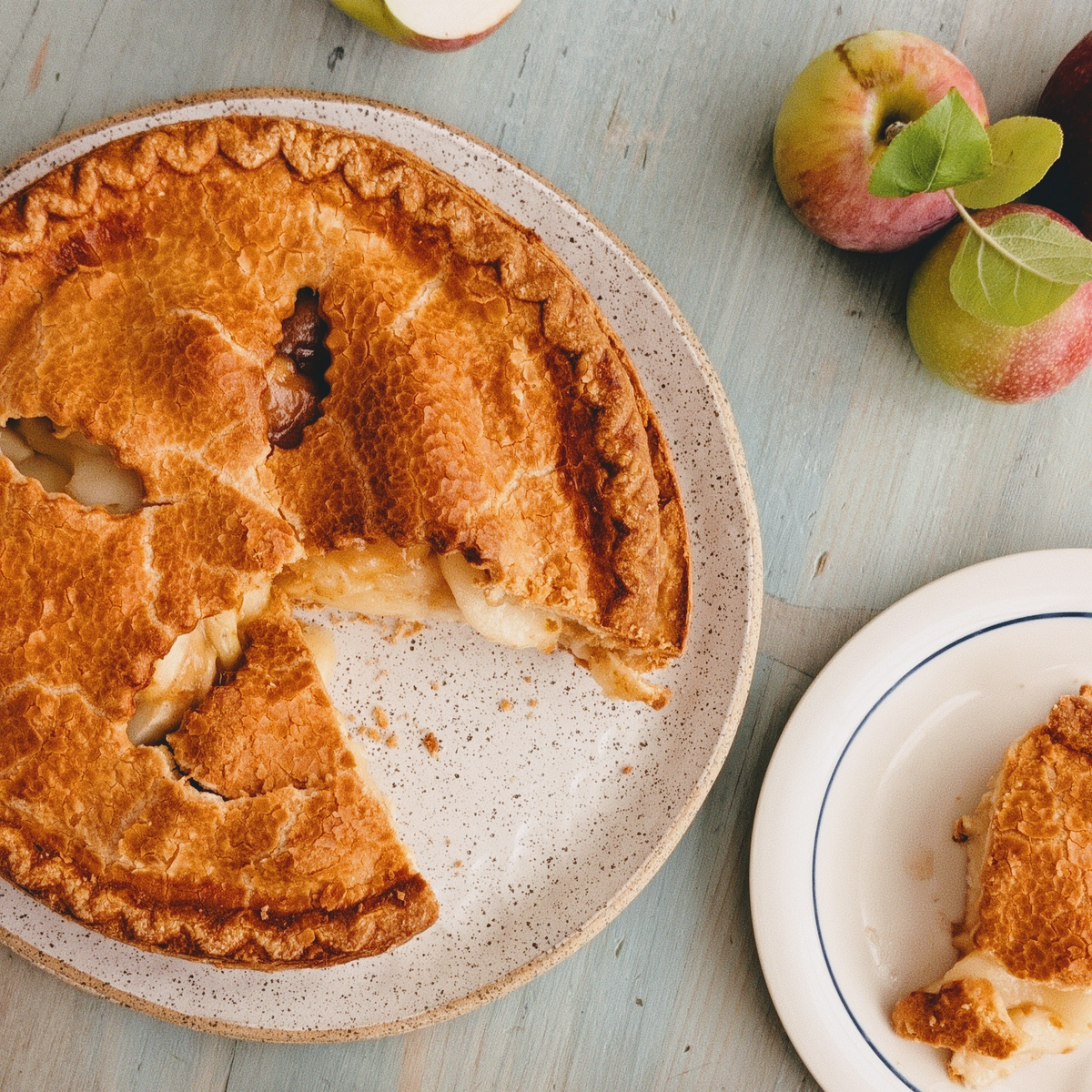Classic Apple Pie (Serves 8)