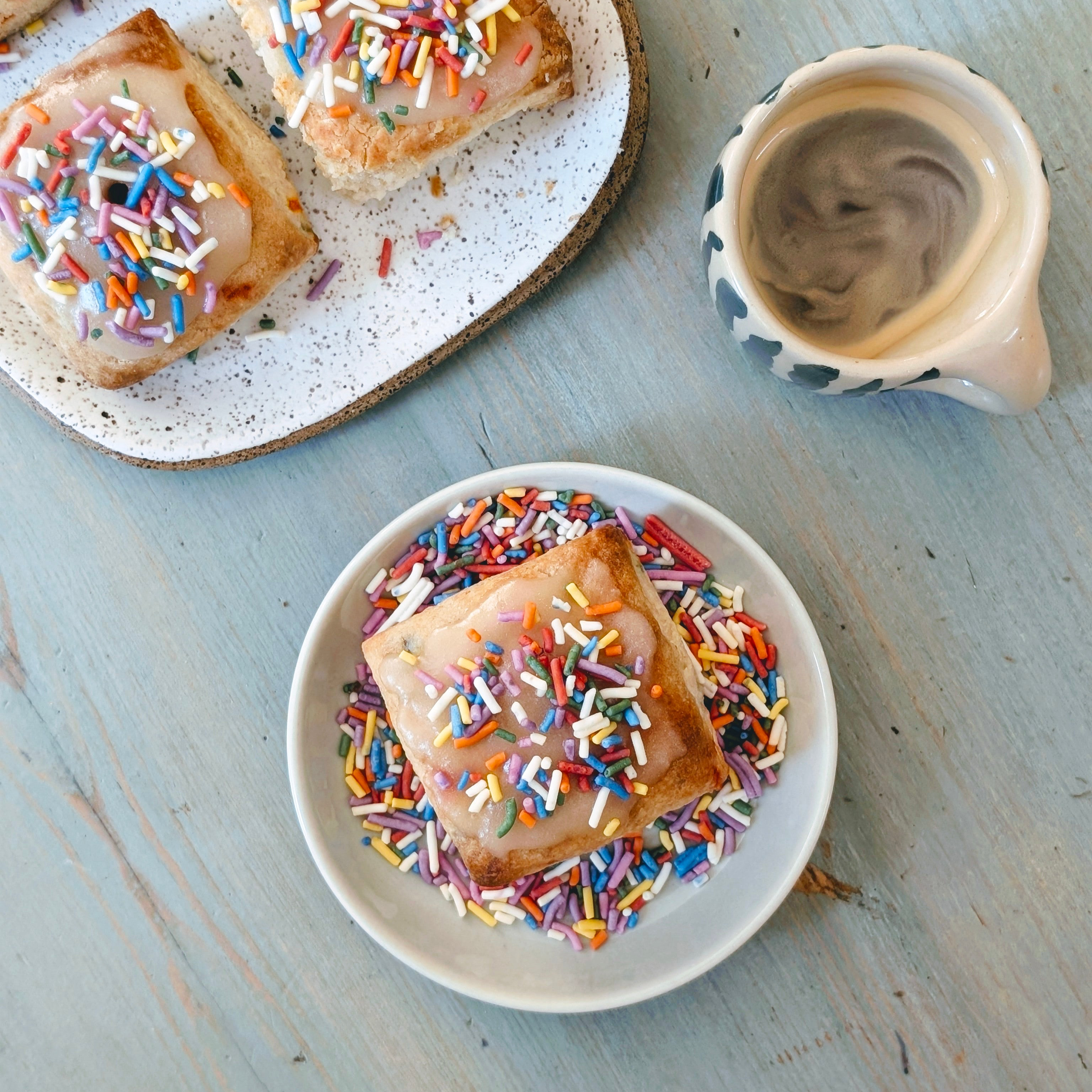 Confetti Biscuits (6-pack)