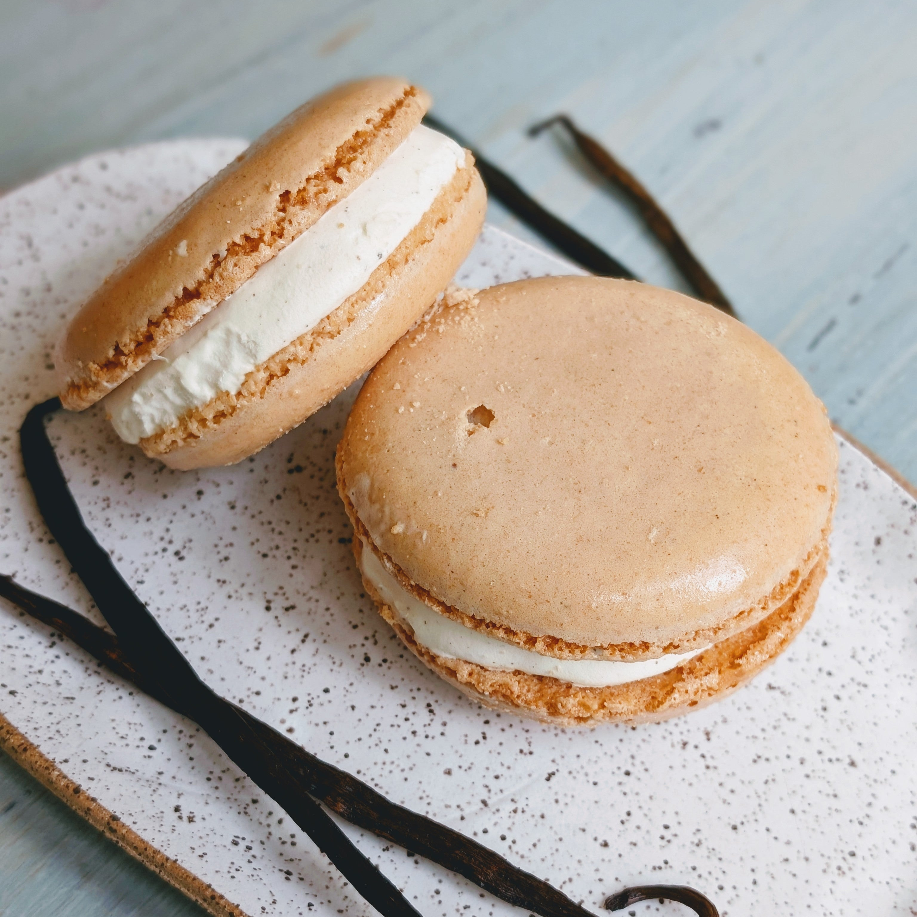 Macaron Ice Cream Sandwich • Three Vanillas (2-pack)